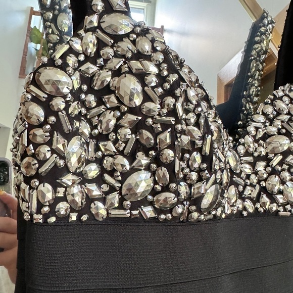SHERRI HILL Womens Beaded BODYCON black party dress Size 6 EUC - Picture 2 of 5